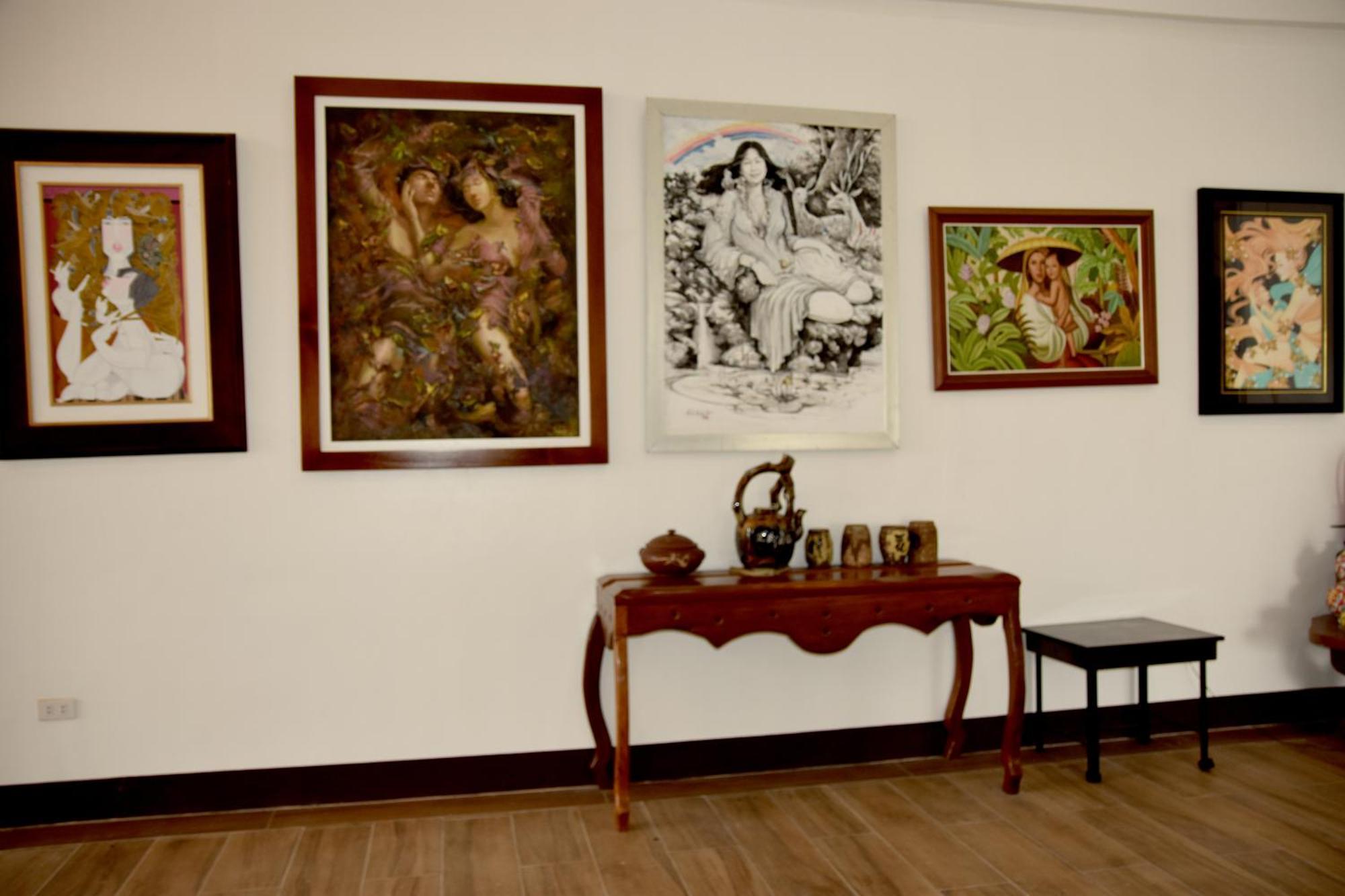 Isla De Oro Hotel Mamburao Екстер'єр фото